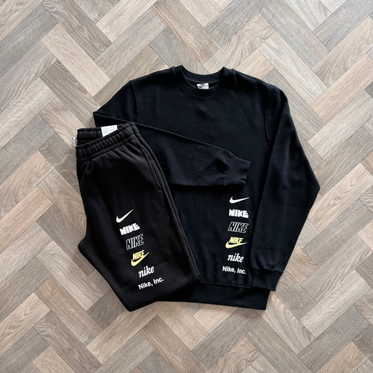 NIKE STACKEDUP TRACKSUIT SET - BLACK